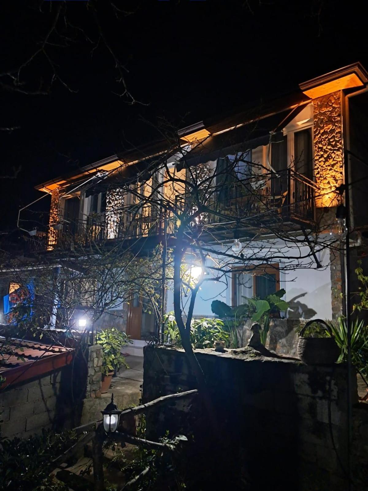 Roleo Guest House Lini Exterior foto